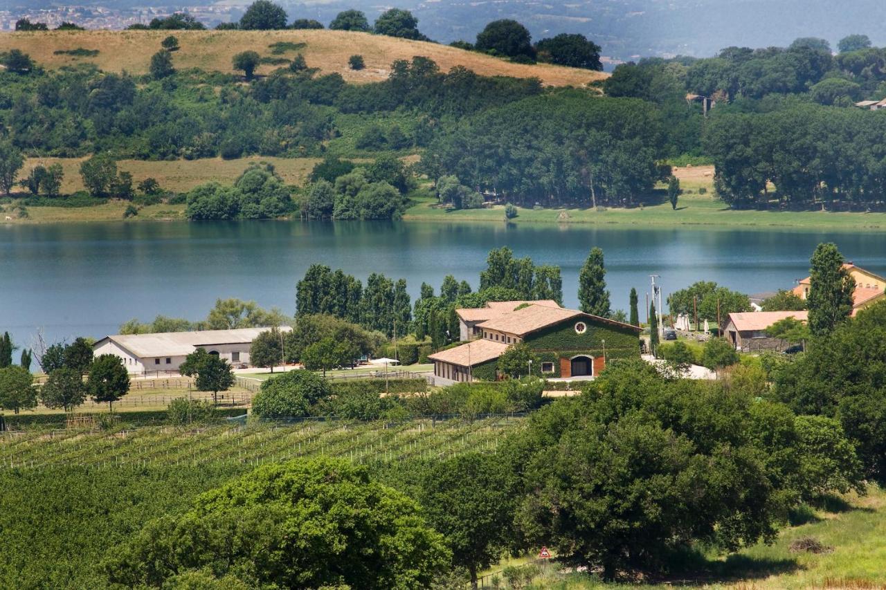 Agriturismo Potrero Grande Sul Lago Di Martignano Con Spiaggia Campagnano Di Roma Dış mekan fotoğraf
