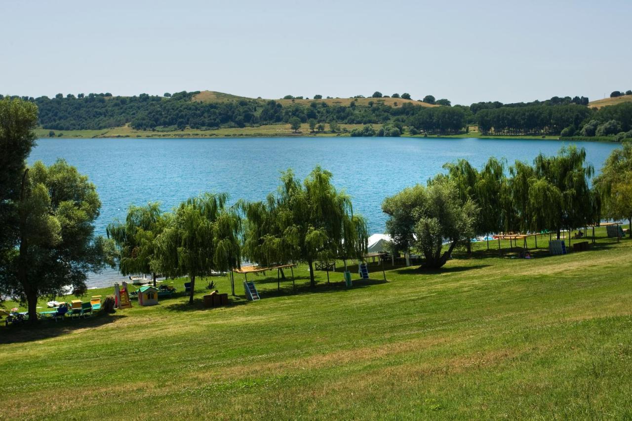 Agriturismo Potrero Grande Sul Lago Di Martignano Con Spiaggia Campagnano Di Roma Dış mekan fotoğraf